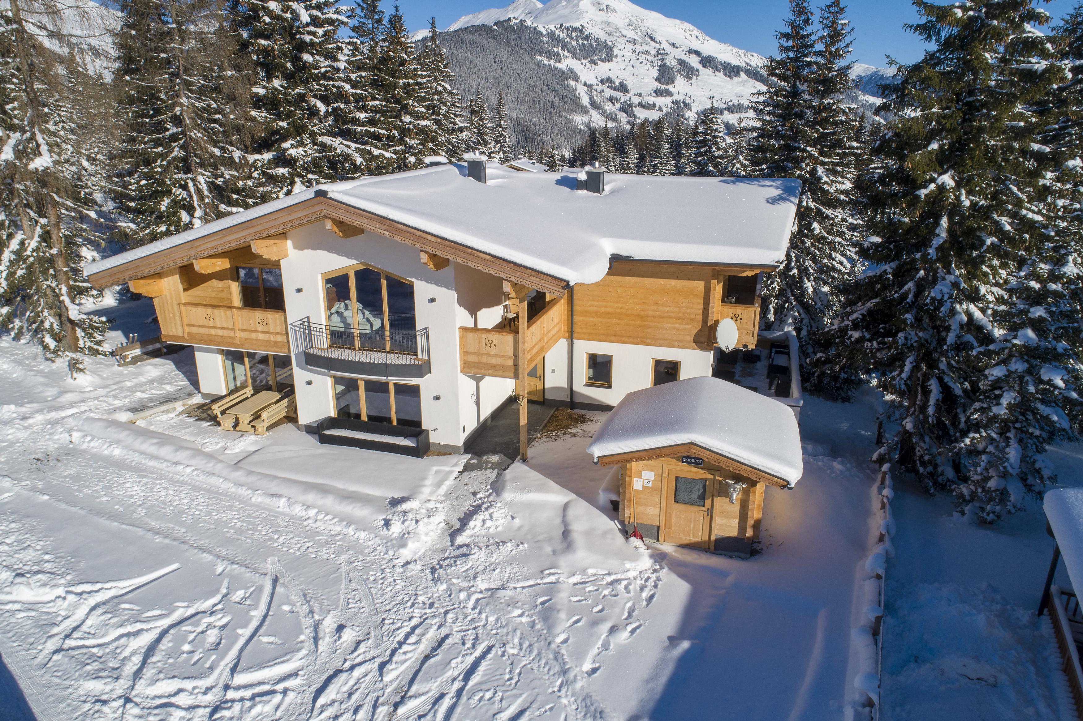Book direct Chalet-Zillertal Arena via ChaletsPlus